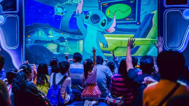 Stitch Encounter Attractions Shanghai Disney Resort