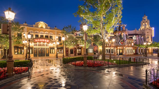 Los 7 LANDS que forman Shanghai Disneyland  Shdr-shop-avenue-m-arcade-hero-new-again