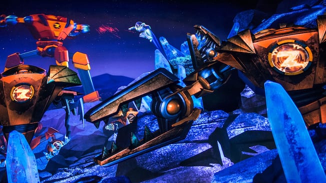 巴斯光年星际营救 | 游乐设施 | 上海迪士尼度假区